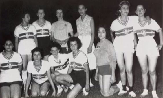 mulheres pioneiras no futebol brasileiro
