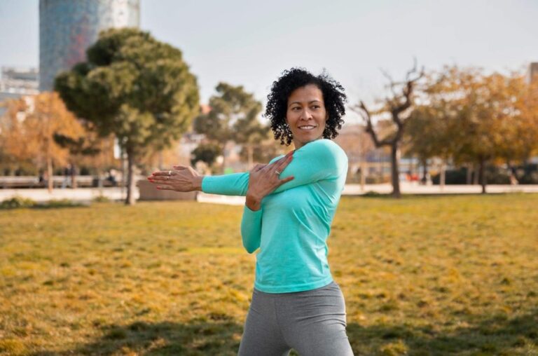 Read more about the article 10 movimentos e exercícios que protegem suas articulações